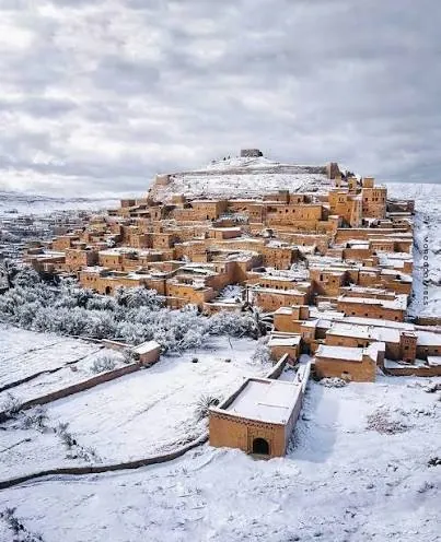 Un village du Haut Atlas sous la neige